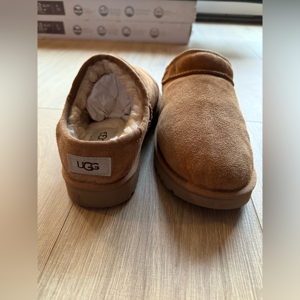 UGG Classic Slipper Cognac Size 10